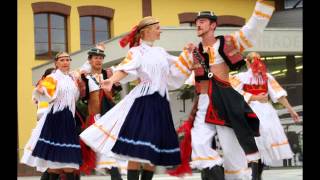Pecnikovci - V Našom Dvore