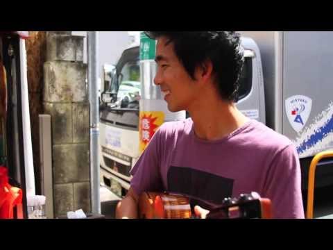 Jake Shimabukuro: Life on Four Strings deleted scene - Street of Tokyo