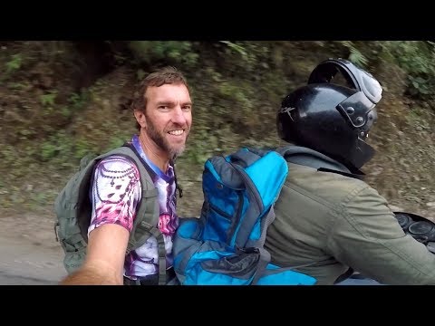 INDIA WATERFALL HITCHHIKING ADVENTURE