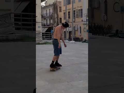 Double heel body variel 😳 @chilli__raw 🎥: kdkou #skatelife #shralpin | Shralpin Skateboarding