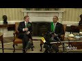 Obama and Irish Prime Minister Enda Kenny Have Awkward Handshake Miss - LoneWolf Sager(◑_◑)