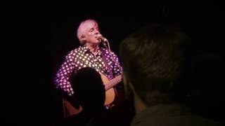 Watch Robyn Hitchcock 52 Stations video
