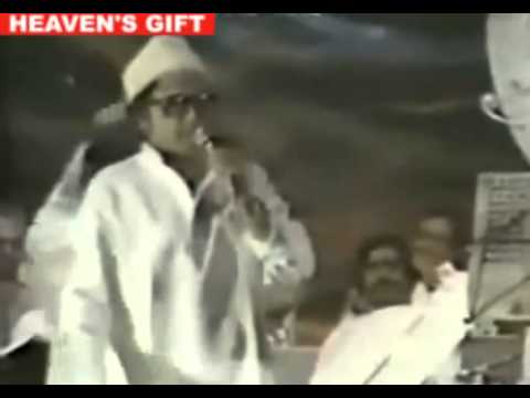 KISHORE KUMAR LIVE IN CONCERT Manzilain Apni Jagha Hai Raaste...