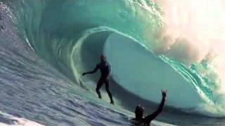 Watch Pearl Jam Big Wave video