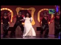 shreya ghoshal's bold performance on grand finale- x factor india - episode 32 - 2nd sep 2011 Picture