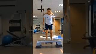 LT45s1F8Qz8 Video Image