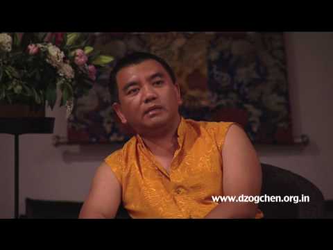 Dzogchen Rinpoche explains that when we follow the magical display of mind, we become its slave, trapped within our thoughts. Our negative habits towards others occur effortlessly but being kind and helpful becomes a challenge, taking real effort.