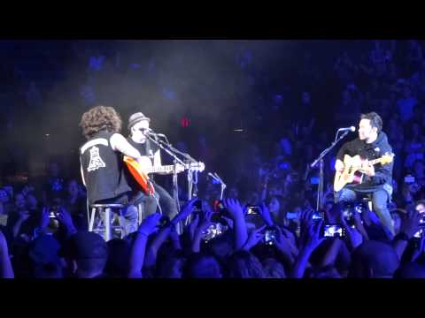 Fall Out Boy - Im Like a Lawyer with the Way Im Always... Acoustic...