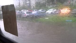 Видео Пересечение 50-лет Магнитки с Советской, Магнитогорск, 01.08.2013 от Виталий Серов, улица 50-летия Магнитки, Магнитогорск, Россия