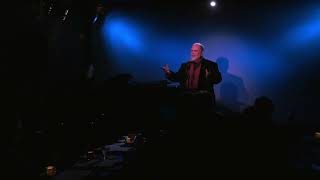 "I'm Calm" performed by Brian Tom O'Connor from "The Zen of Show Tunes"