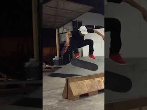 Diego Najera at Prod’s old park 7/30/2015 #skateboarding