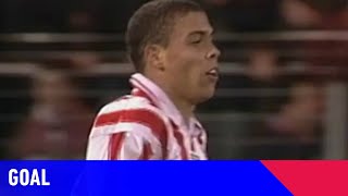 SCHITTERENDE GOAL RONALDO ACHTER HET STANDBEEN LANGS😱 | PSV - Vitesse (11-02-199