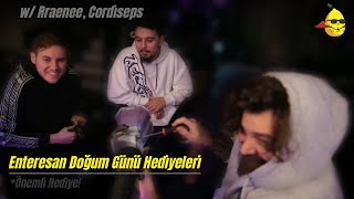 Elraenn - Doğum Günü Hedi̇yeleri̇ni̇ Açiyor Sürpriz, Gizemli Hediye -