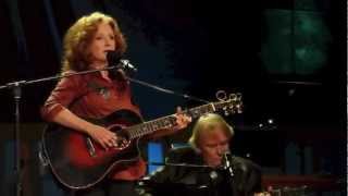 Watch Bonnie Raitt Not Cause I Wanted To video