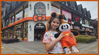 Babi No Criamigos De Gramado - Ela Montou Uma Pandinha De Pelúcia
