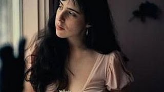 Watch Laura Nyro Up On The Roof video