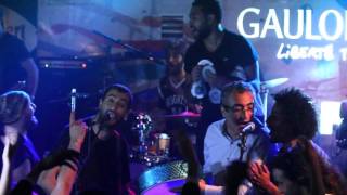 Watch Hoba Hoba Spirit Bienvenue A Casa video