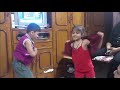 Chinta ta ta chita - Rowdy Rathore song very cute dance video