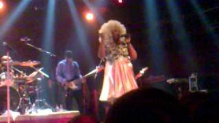 Watch Macy Gray Nothing Else Matters metallica 1991 video
