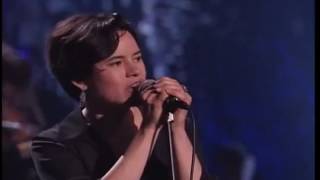 Watch 10000 Maniacs Because The Night video