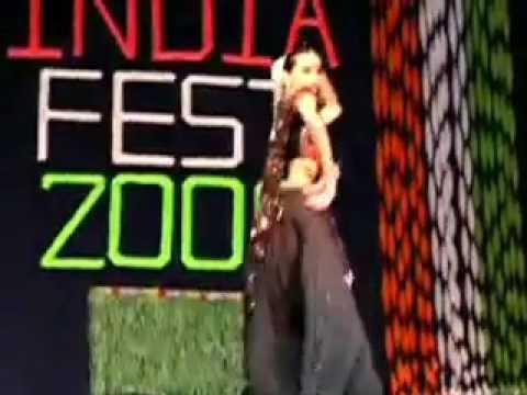 Bollywood Dance: Maine Payal Chalka Chalka Thoda Sa Pagla