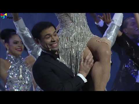 Opening Nashla Bogaert y Roberto Angel Salcedo Premios Soberano 2018
