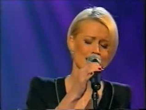 Denise Van Outen - Tell Me On A Sunday