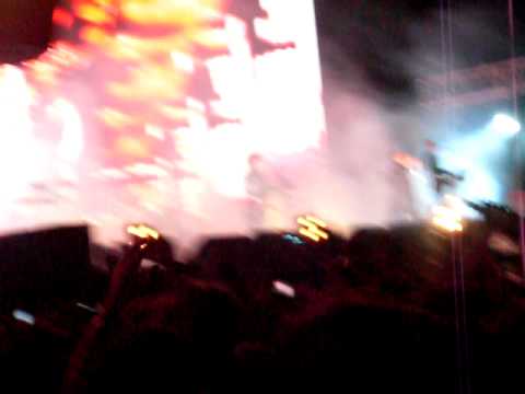 Hole to Feed - DEPECHE MODE