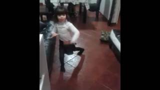 Nena Perreando