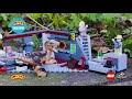 Watching video LEGO Jurassic World Jurassic Park Velociraptor Chase - Smyths Toys Exclusive