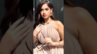 Pankti Sharmason Vraie Nomjannat Zubair Toi Mon Amour