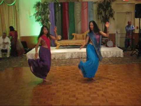 31296 731 Bollywood wedding dance including Jai Ho