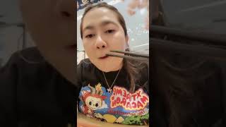 Risa Musfita Live Gemoy Lagi Makan Tambah Besar Bobanya