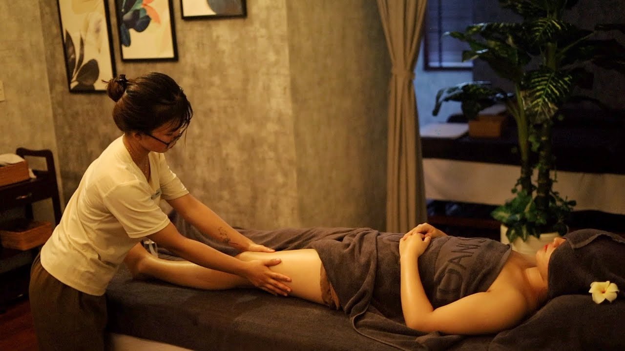 Girl gets happy ending massage