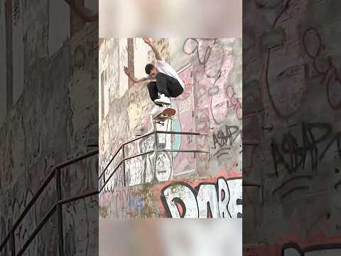 🗣️ Frankie Spears really loves skateboarding 🫡