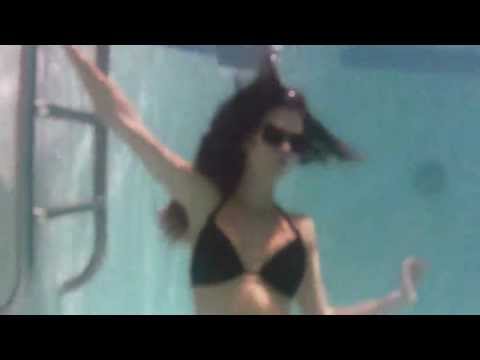 Pharis Going Down! Underwater Photoshoot Dubstep Cover Roksonix - Feel Good