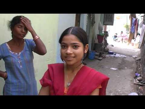 (India) Young girl in Delhi Slum