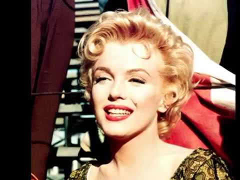  Many candid and gorgeous Marilyn Monroe 