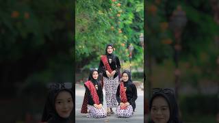 Ide Pose Foto Baju Adat Jawa Di