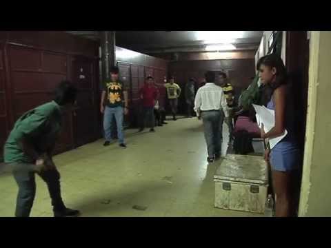 Dil Dosti Dance gang Enjoys Playing Cricket during the Break