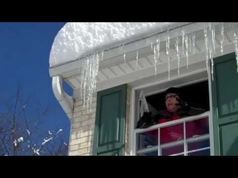 Gutterman Services – Icicles on your gutters, why they form and how to remove them