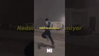Rakiplerin Seni Izliyormuş Gibi Hareket Et