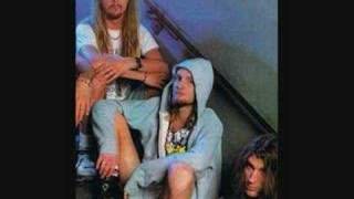 Watch Alice In Chains Sufragette City video