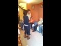 Una japonesa bailando cumbia (Cumple de Elvia) クンビア