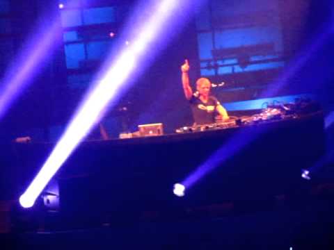 Armin van Buuren: Shogun - Skyfire (Original Mix) Live @ A State of Trance 500