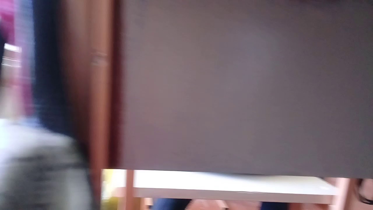 Школьник спалил училку за мастурбацией