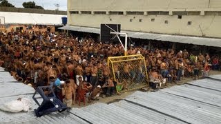 Tour A Prison In Venezuela Where The Inmates Are In Charge