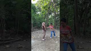 Menjerit Dia