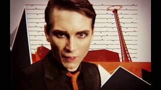 Watch Franz Ferdinand This Fffire video