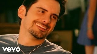 Watch Brad Paisley Waitin On A Woman video